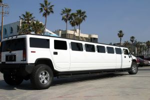 Limousine Insurance in Des Moines, Cedar Rapids & Davenport, IA