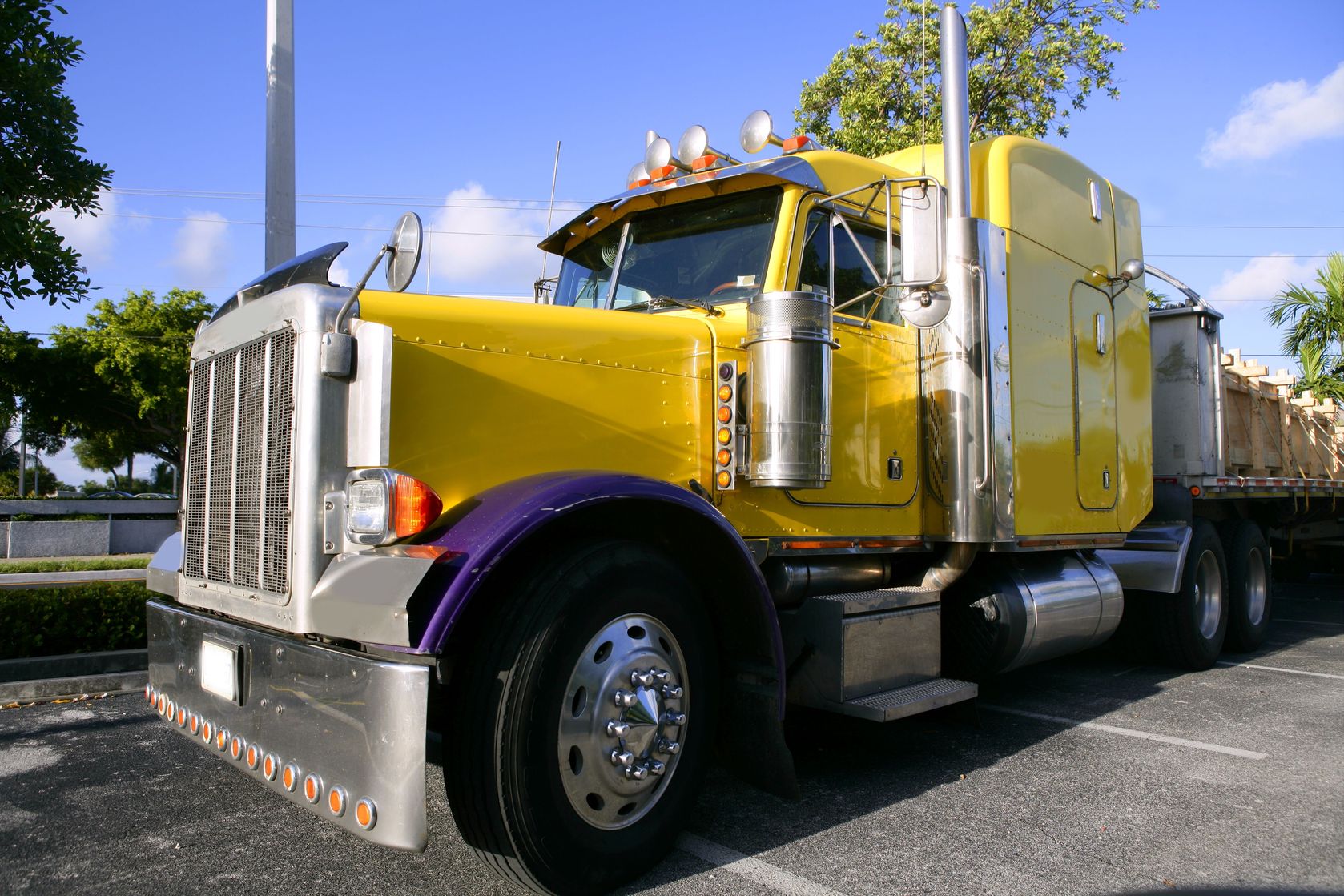 Des Moines, Cedar Rapids & Davenport, IA Flatbed Truck Insurance
