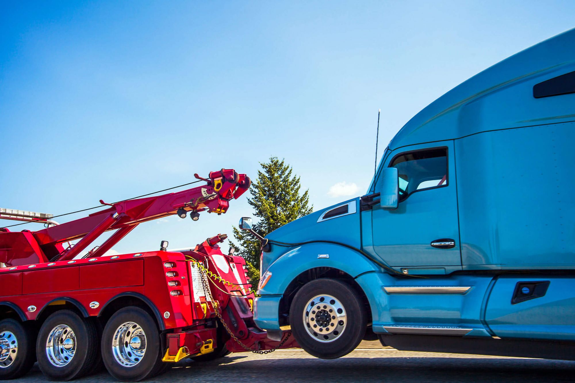 Tow Truck Insurance -  Des Moines, Cedar Rapids & Davenport, IA 